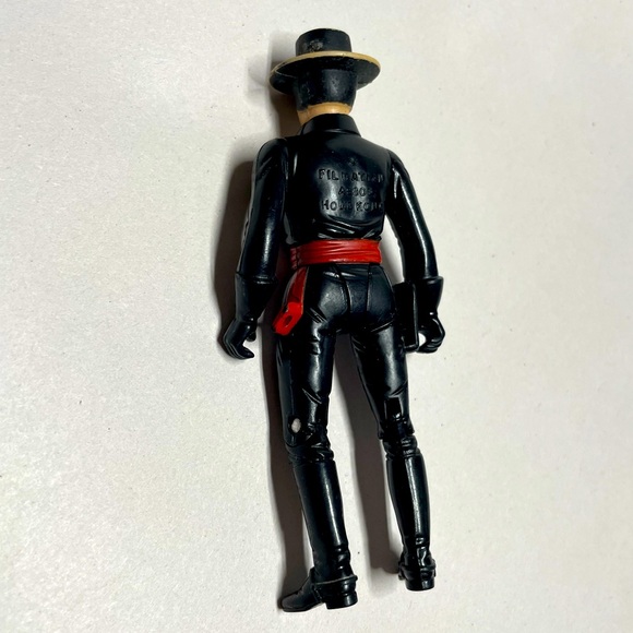 VTG 1981 Filmation Series Zorro 4” Action Figure made in Hong Kong - Picture 3 of 7